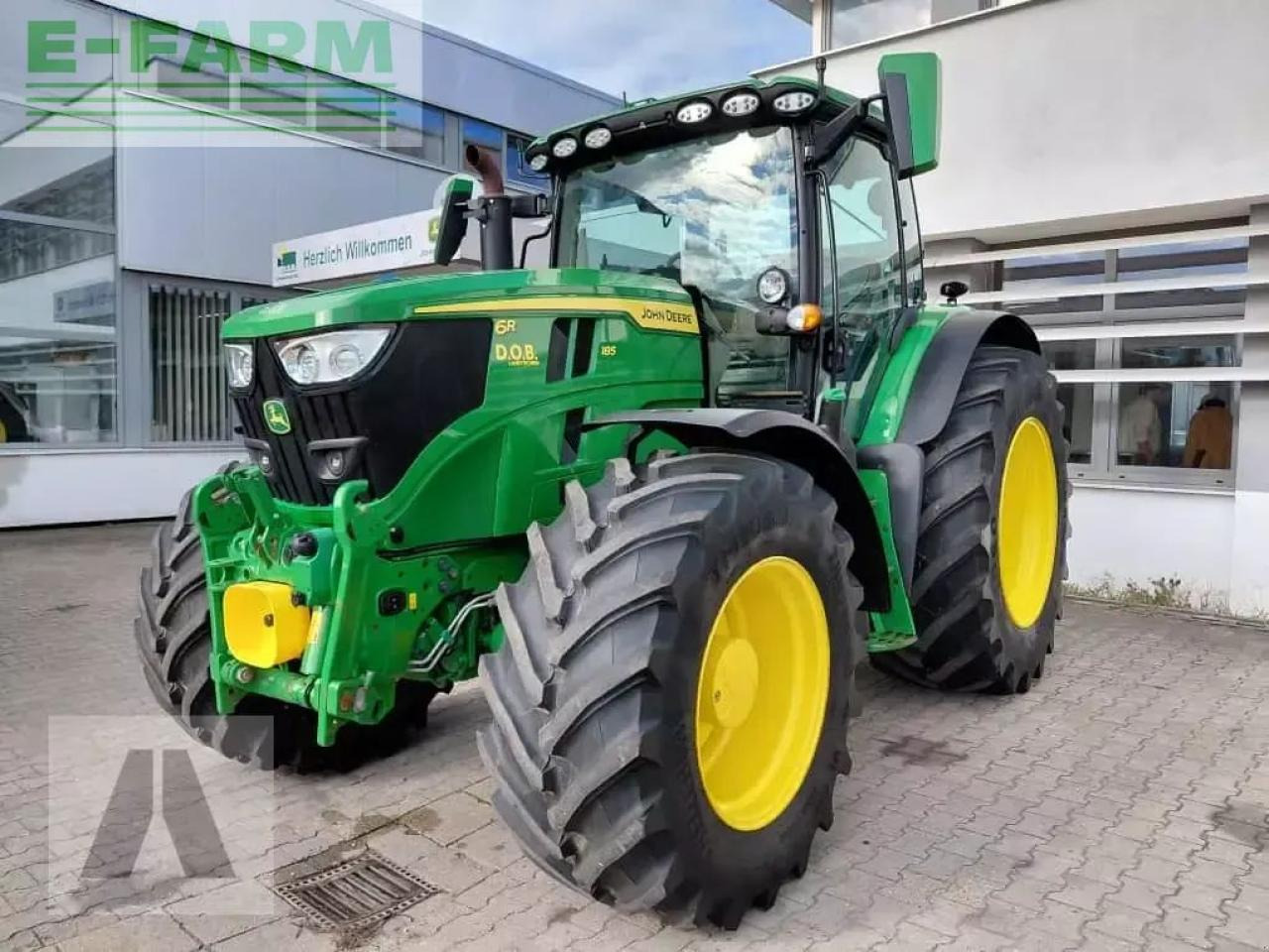 John Deere 6r185 6r 185 - Tractor: foto 1 John Deere 6r185 6r 185 - Tractor: foto 1