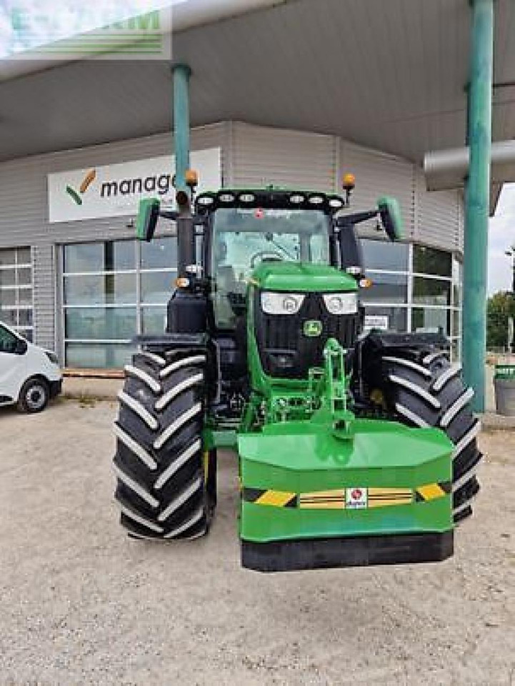 John Deere 6r250 - Tractor: foto 2 John Deere 6r250 - Tractor: foto 2