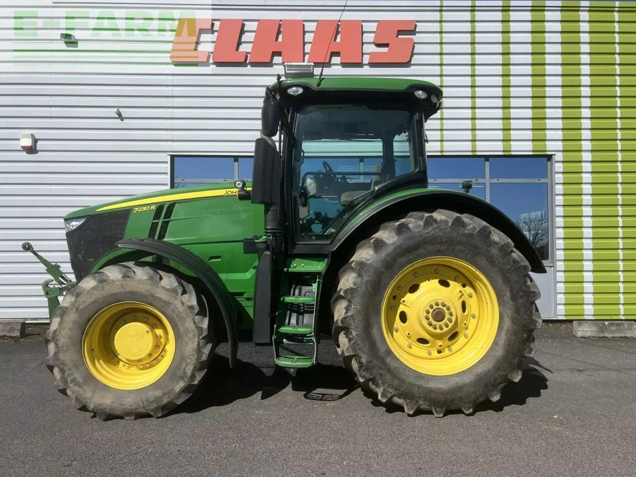 John Deere 7230 r 6.8 l - Tractor: foto 4 John Deere 7230 r 6.8 l - Tractor: foto 4