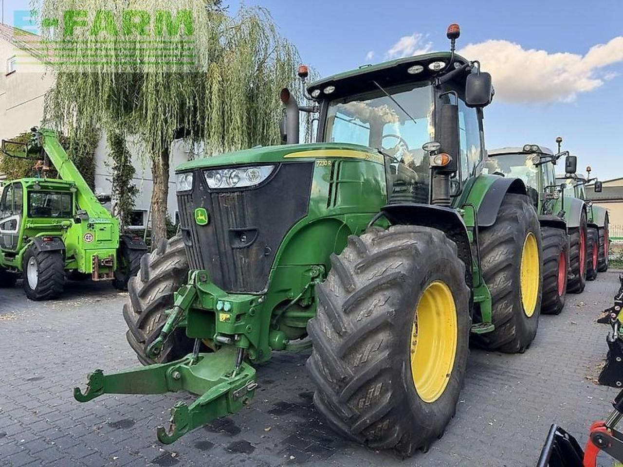 John Deere 7230r - Tractor: foto 2 John Deere 7230r - Tractor: foto 2