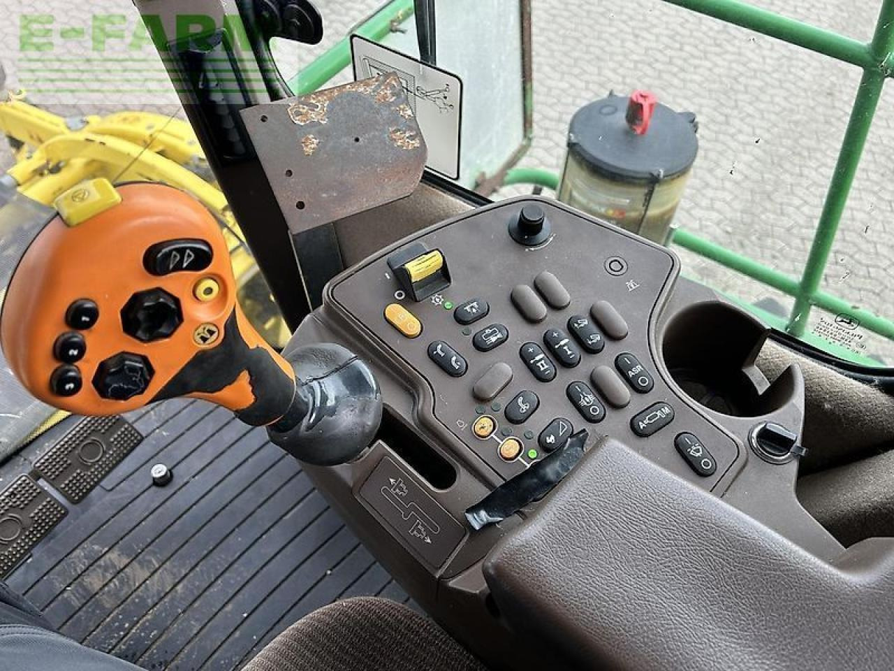 John Deere 7500 - Cosechadora de forraje: foto 4 John Deere 7500 - Cosechadora de forraje: foto 4