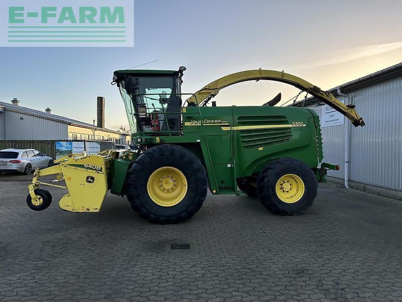 Tractor John Deere 7700: foto 11