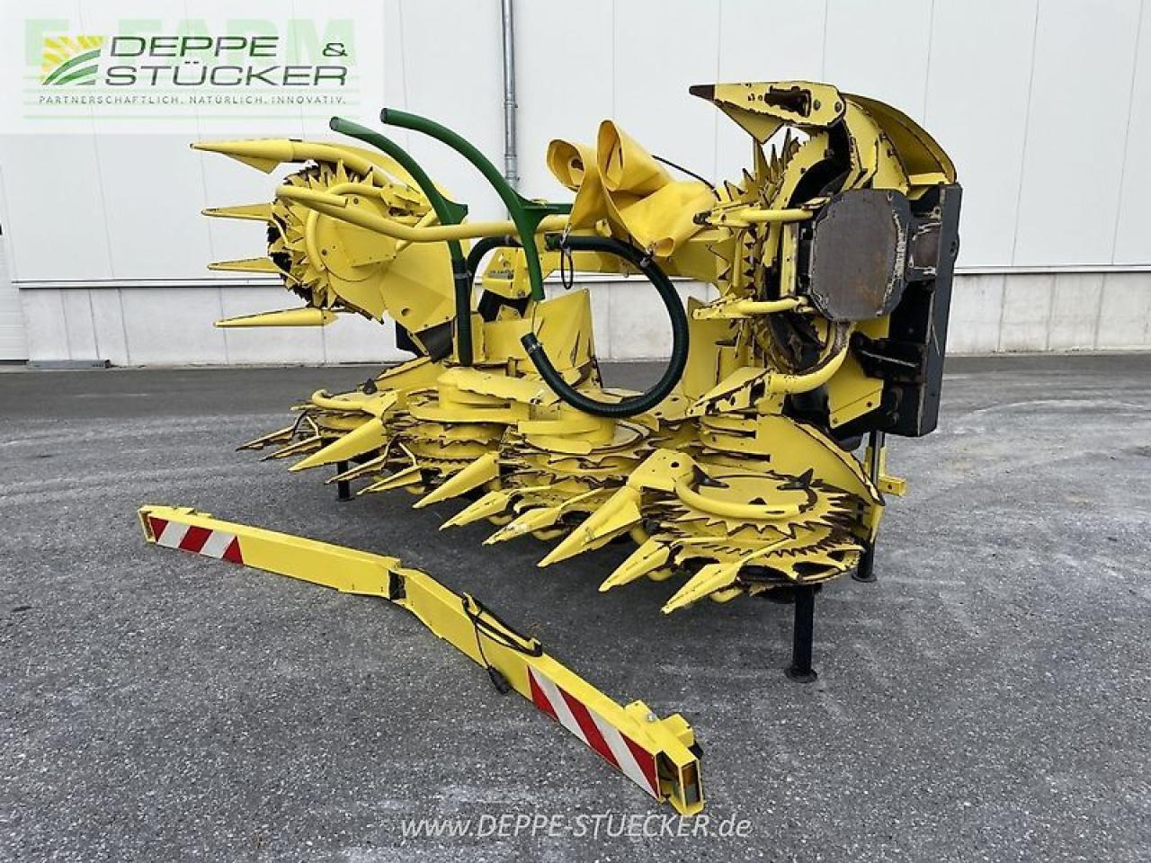 John Deere 8200i mit kemper 345 und kemper 639 - Cosechadora de forraje: foto 4 John Deere 8200i mit kemper 345 und kemper 639 - Cosechadora de forraje: foto 4