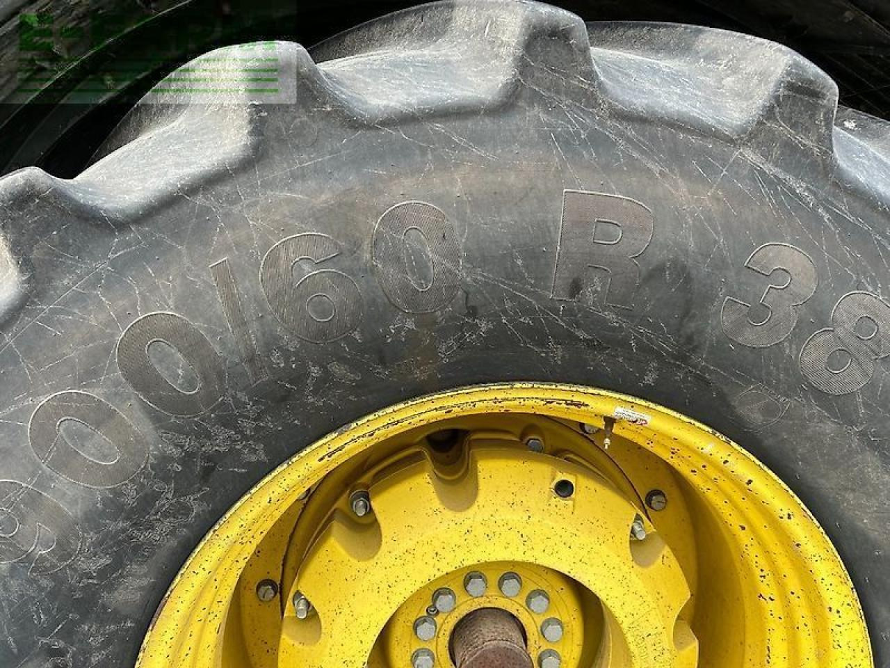 Tractor John Deere 8335r: foto 14
