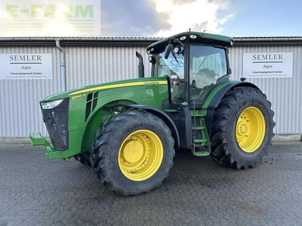 John Deere 8345r - Tractor: foto 1 John Deere 8345r - Tractor: foto 1