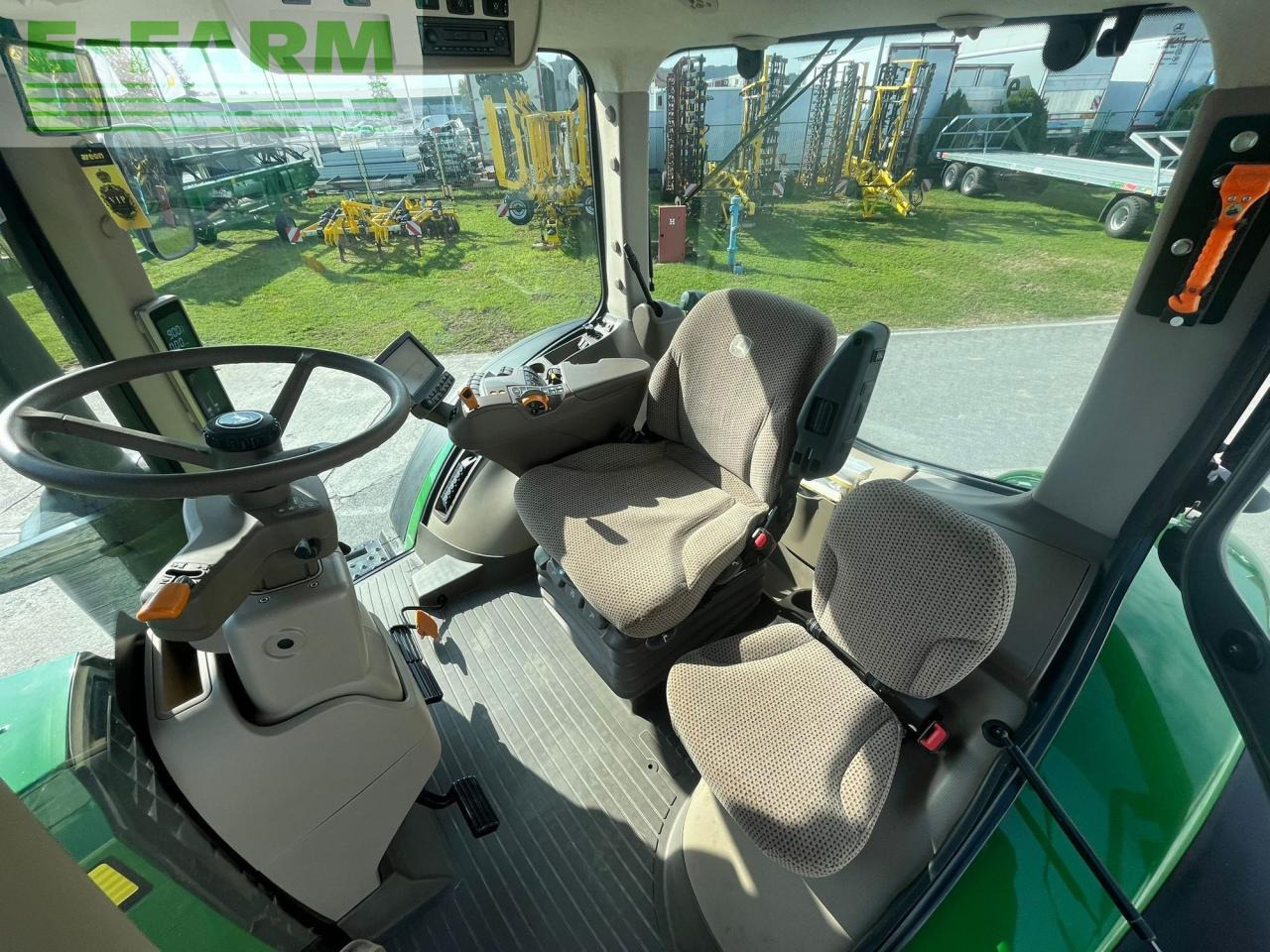 Tractor John Deere 8370R: foto 15