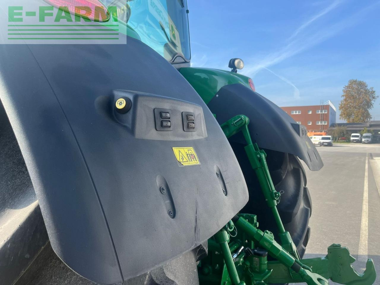 Tractor John Deere 8370R: foto 11