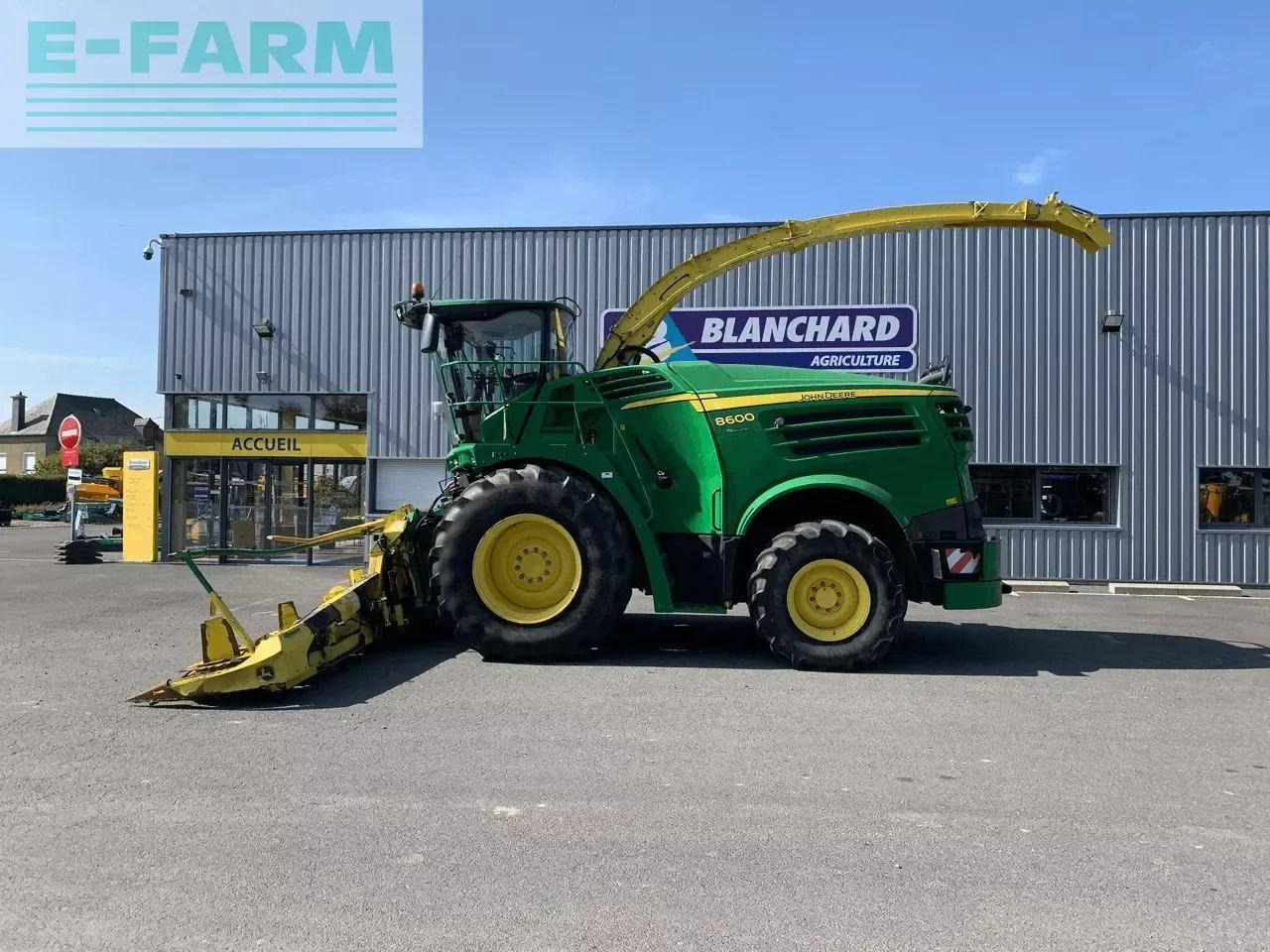 John Deere 8600 - Cosechadora de forraje: foto 1 John Deere 8600 - Cosechadora de forraje: foto 1