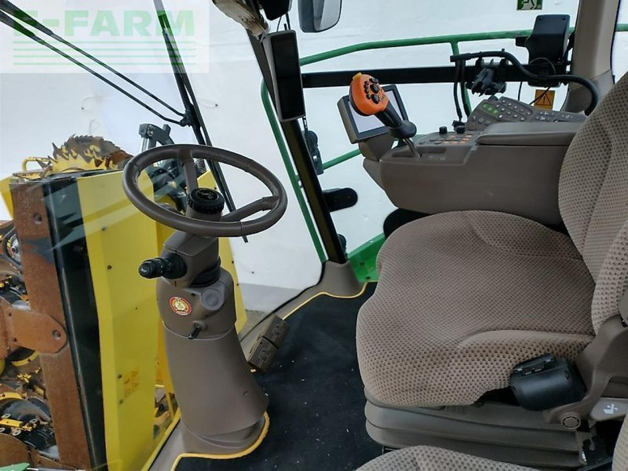 John Deere 8600 - Cosechadora de forraje: foto 4 John Deere 8600 - Cosechadora de forraje: foto 4