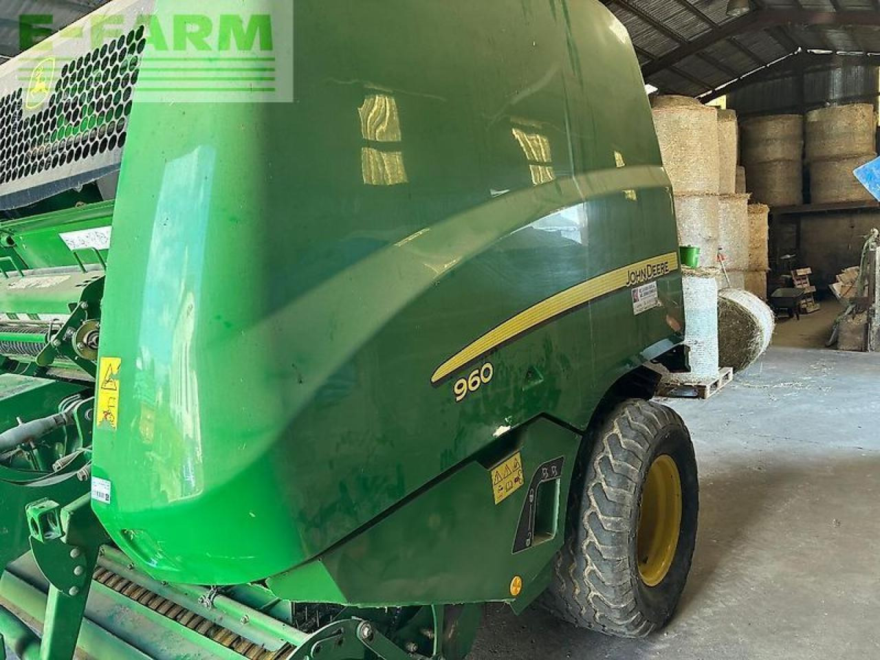 John Deere 960 - Empacadora de pacas cuadradas: foto 1 John Deere 960 - Empacadora de pacas cuadradas: foto 1
