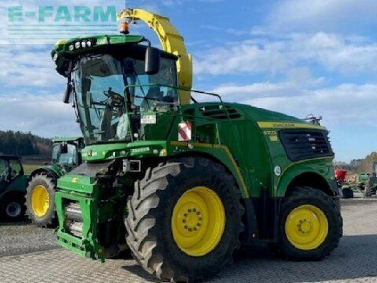 John Deere 9700i prodrive 40km/h - Cosechadora de forraje: foto 1 John Deere 9700i prodrive 40km/h - Cosechadora de forraje: foto 1