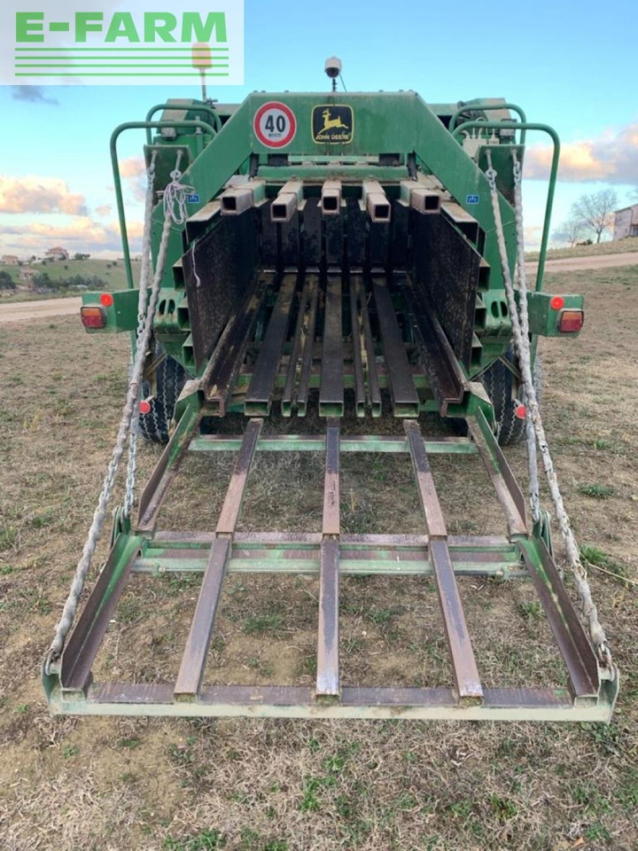 Empacadora de pacas cuadradas John Deere John Deere 690: foto 11