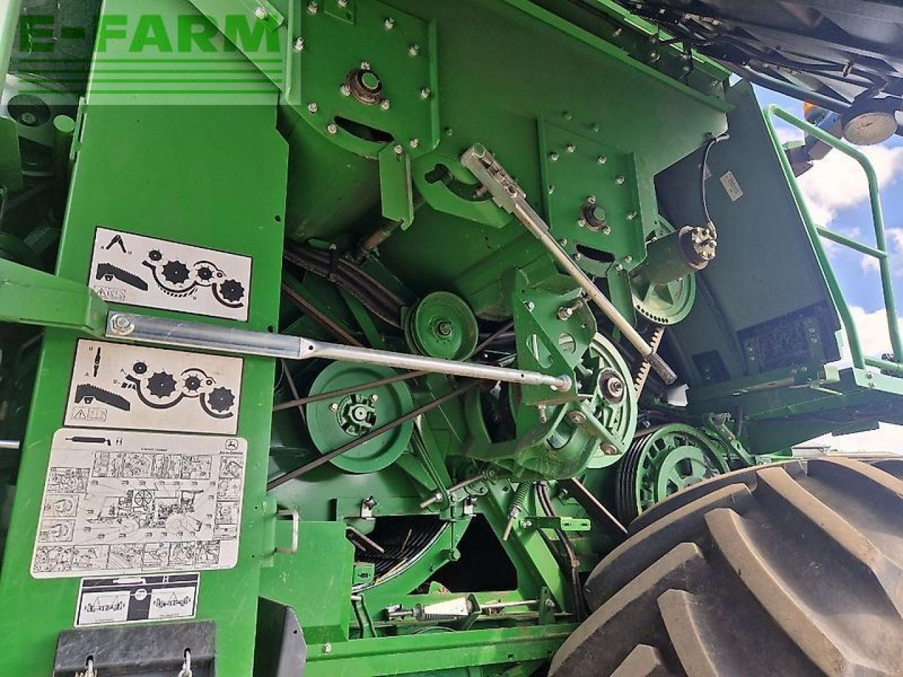 Cosechadora de granos John Deere t670 my21 prod 20: foto 17
