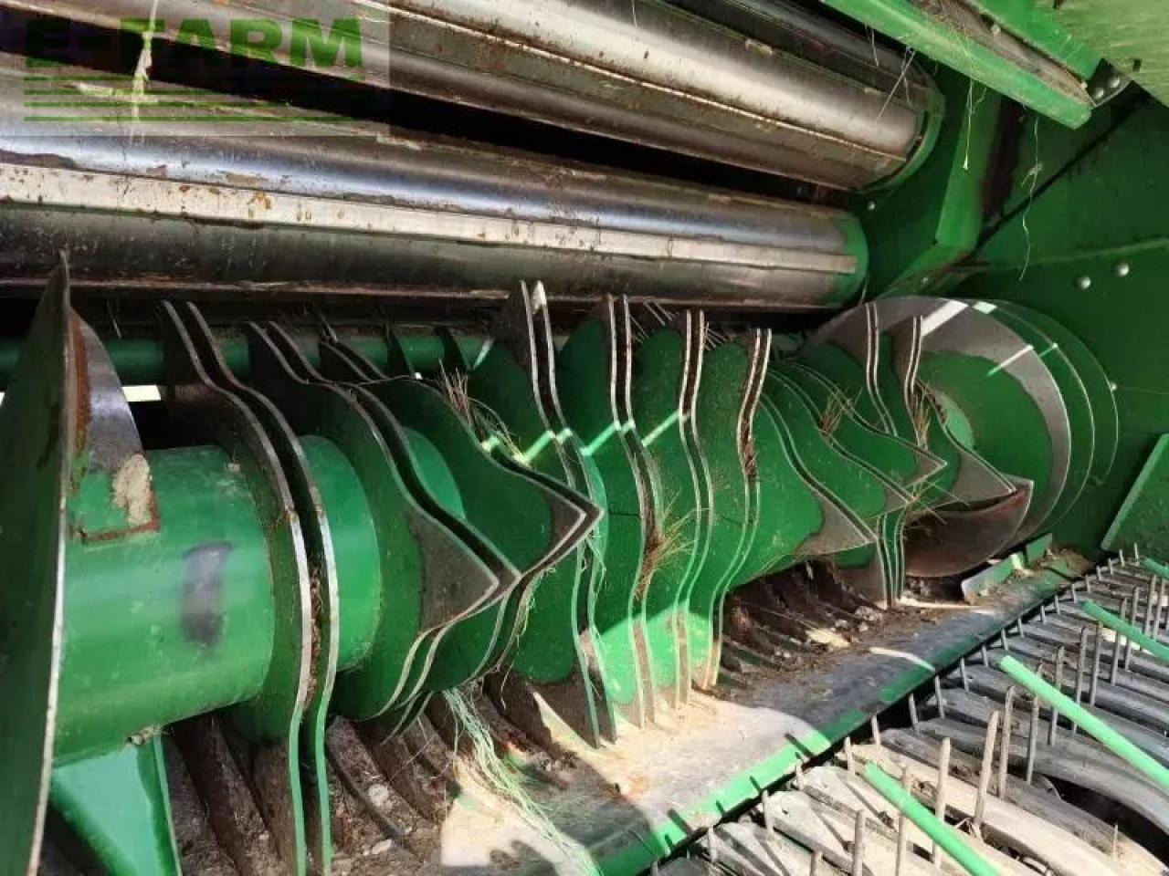 John Deere v451r - Empacadora de pacas cuadradas: foto 5 John Deere v451r - Empacadora de pacas cuadradas: foto 5