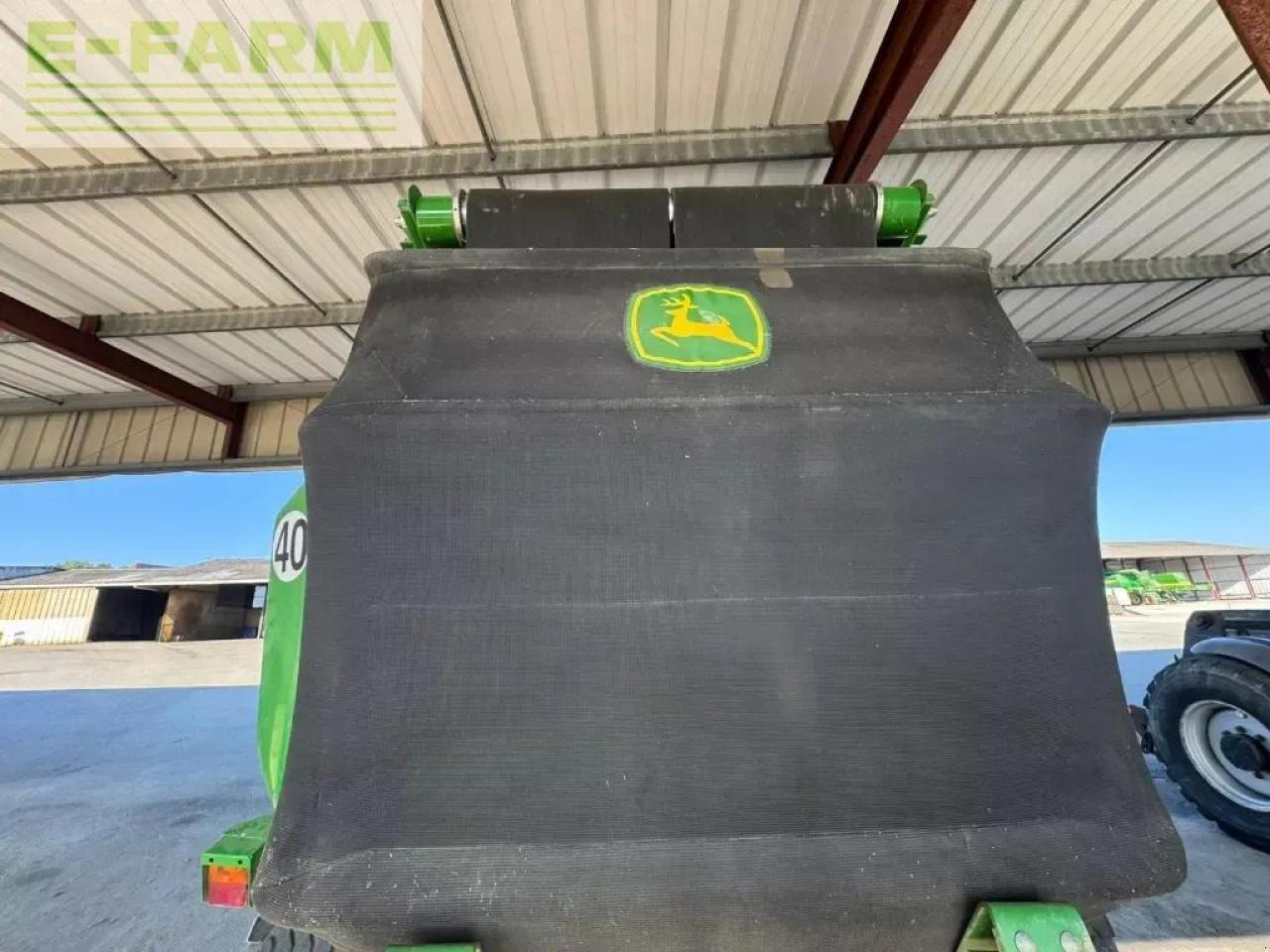 John Deere v461r - Empacadora de pacas cuadradas: foto 5 John Deere v461r - Empacadora de pacas cuadradas: foto 5
