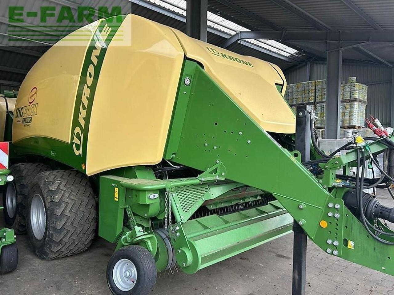 Krone big pack 1270 vc multi-bale - Empacadora de pacas cuadradas: foto 1 Krone big pack 1270 vc multi-bale - Empacadora de pacas cuadradas: foto 1