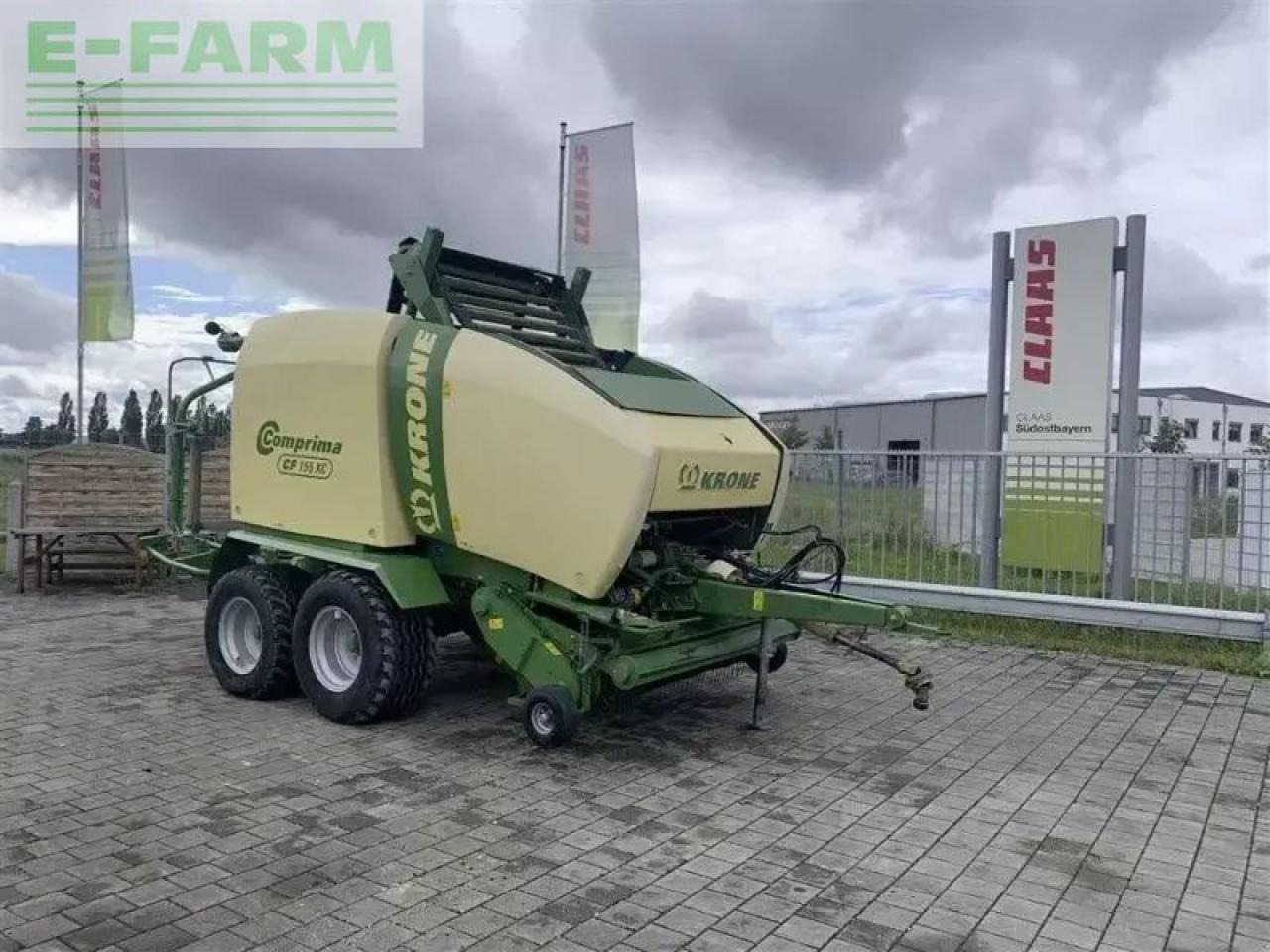 Krone comprima cf 155 xc - Empacadora de pacas cuadradas: foto 1 Krone comprima cf 155 xc - Empacadora de pacas cuadradas: foto 1