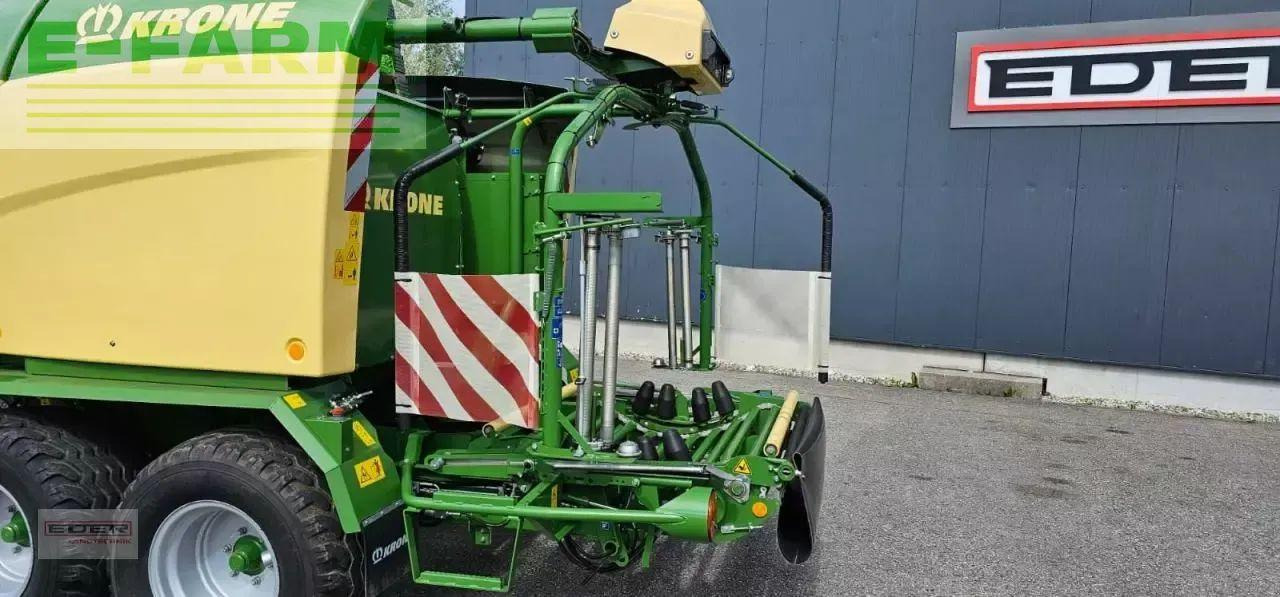 Krone comprima cf 155 xc + cci 1200 terminal - Empacadora de pacas cuadradas: foto 4 Krone comprima cf 155 xc + cci 1200 terminal - Empacadora de pacas cuadradas: foto 4