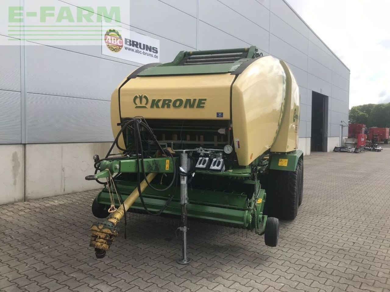 Krone comprima cv 150xc - Empacadora de pacas cuadradas: foto 1 Krone comprima cv 150xc - Empacadora de pacas cuadradas: foto 1