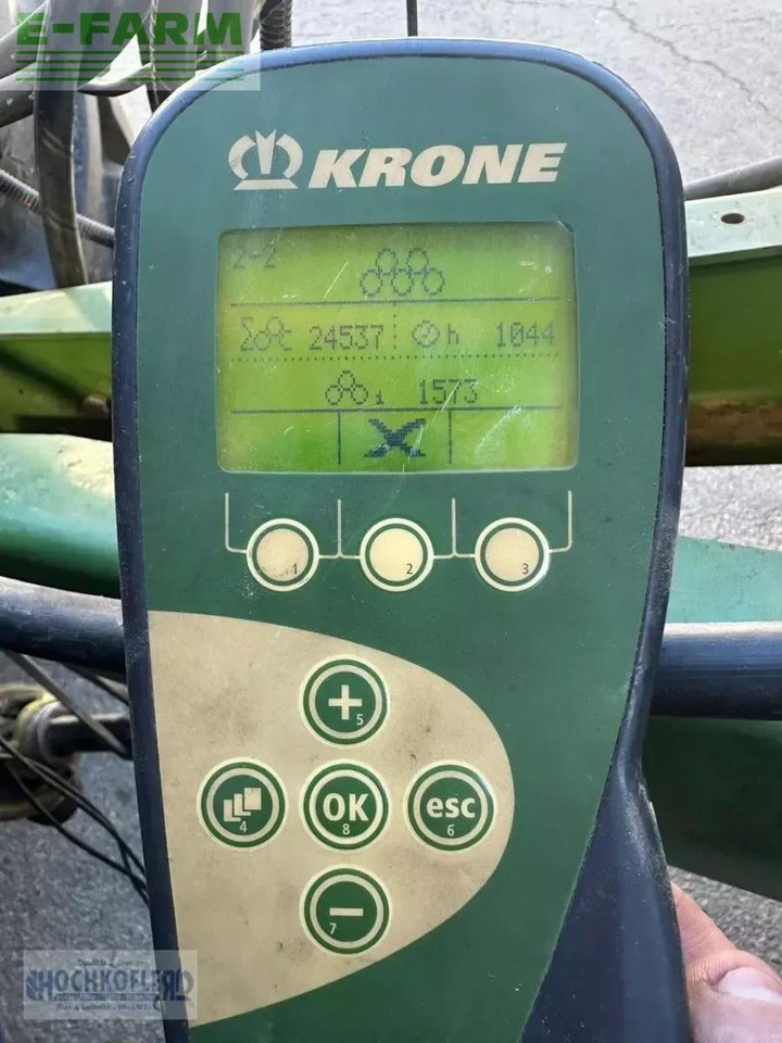 Krone comprima v 150 xc - Empacadora de pacas cuadradas: foto 5 Krone comprima v 150 xc - Empacadora de pacas cuadradas: foto 5