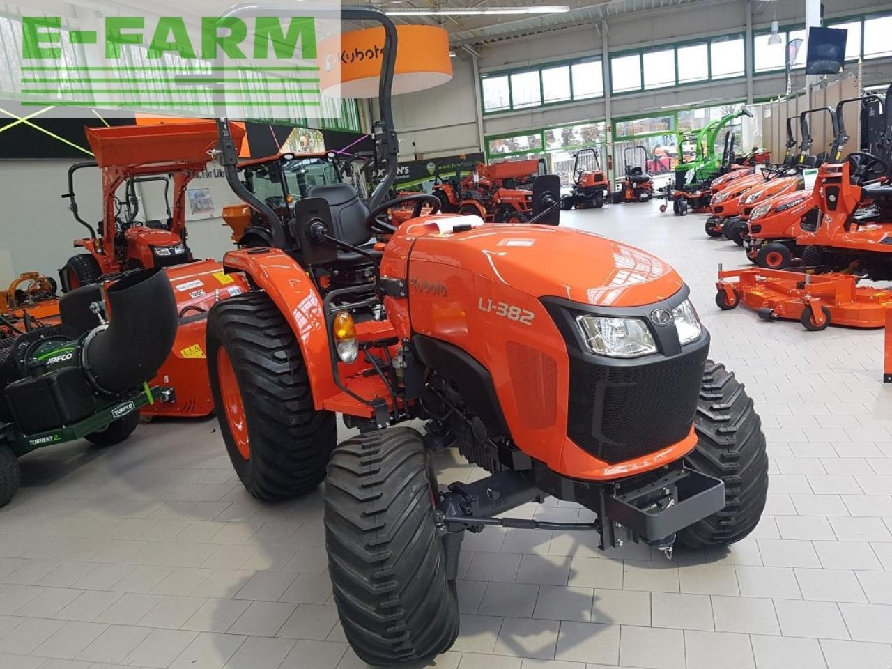 Tractor Kubota l1-382 h: foto 12