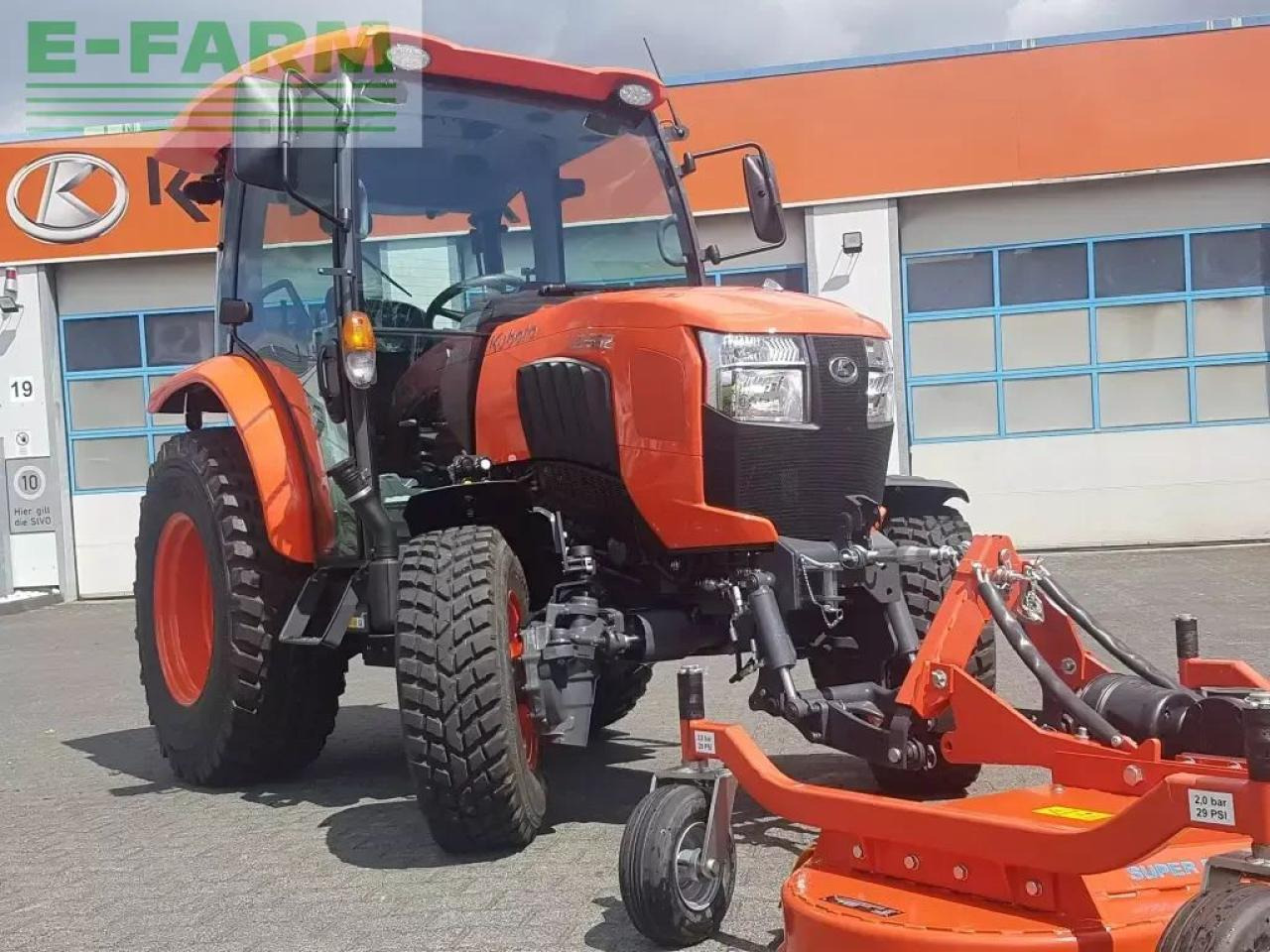 Kubota l2-552 - Tractor: foto 4 Kubota l2-552 - Tractor: foto 4