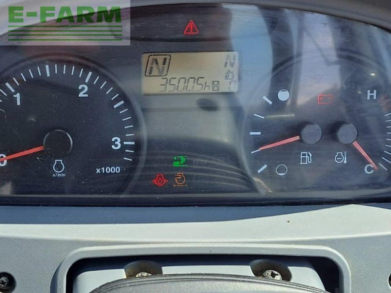 Kubota m135-17 gx 2 - Tractor: foto 5 Kubota m135-17 gx 2 - Tractor: foto 5