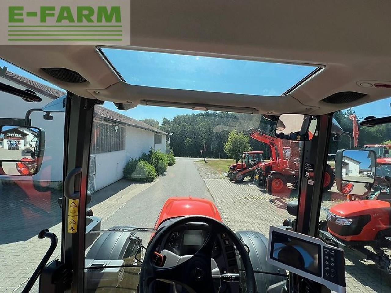 Kubota m6132 - Tractor: foto 3 Kubota m6132 - Tractor: foto 3