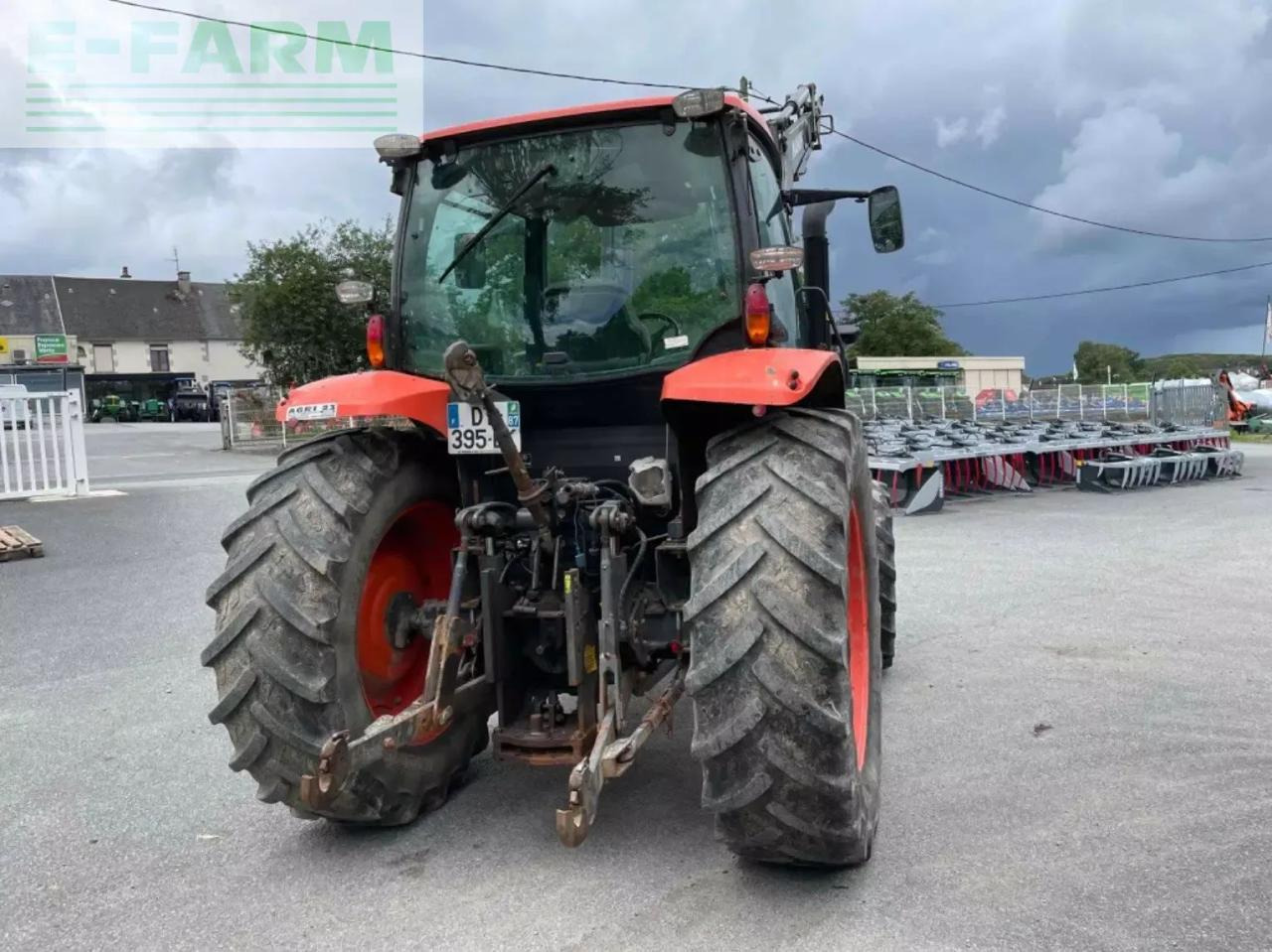 Kubota tracteur agricole m110gx kubota - Tractor: foto 3 Kubota tracteur agricole m110gx kubota - Tractor: foto 3