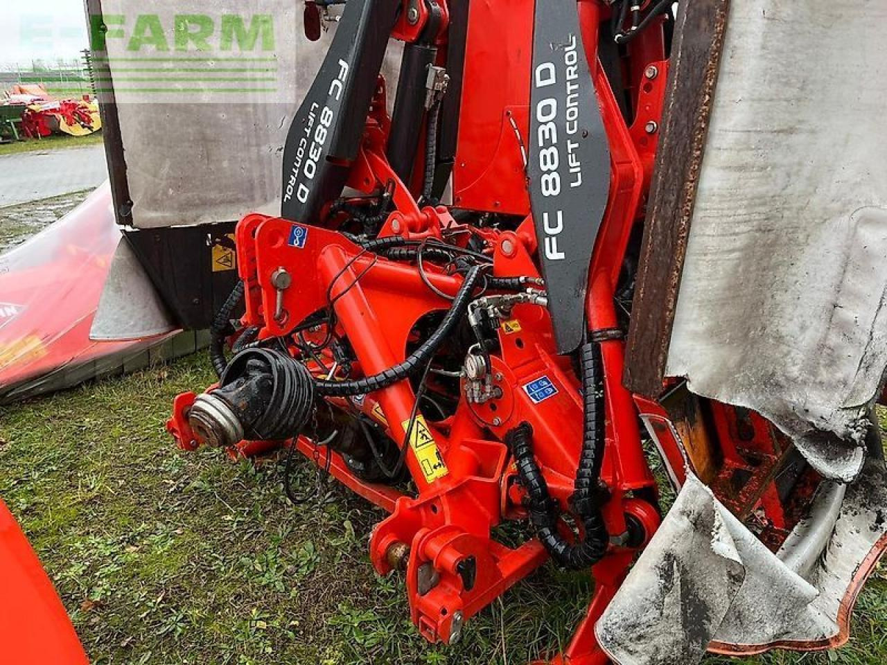 Kuhn fc 8830 d-ff - Segadora: foto 4 Kuhn fc 8830 d-ff - Segadora: foto 4