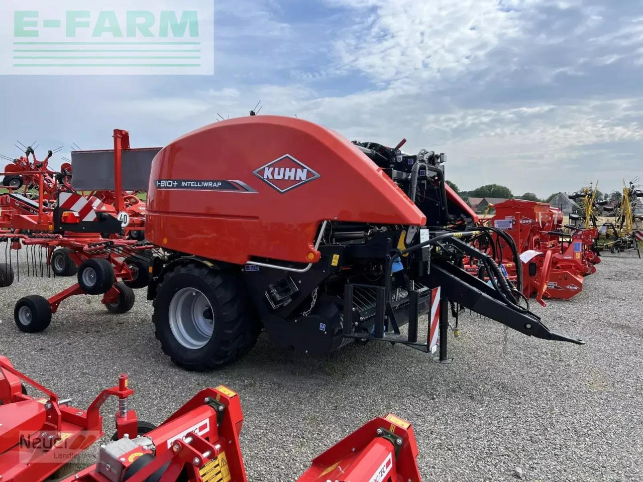 Kuhn i-bio+ intelliwrap press-wickel-kombi - Empacadora de pacas cuadradas: foto 2 Kuhn i-bio+ intelliwrap press-wickel-kombi - Empacadora de pacas cuadradas: foto 2