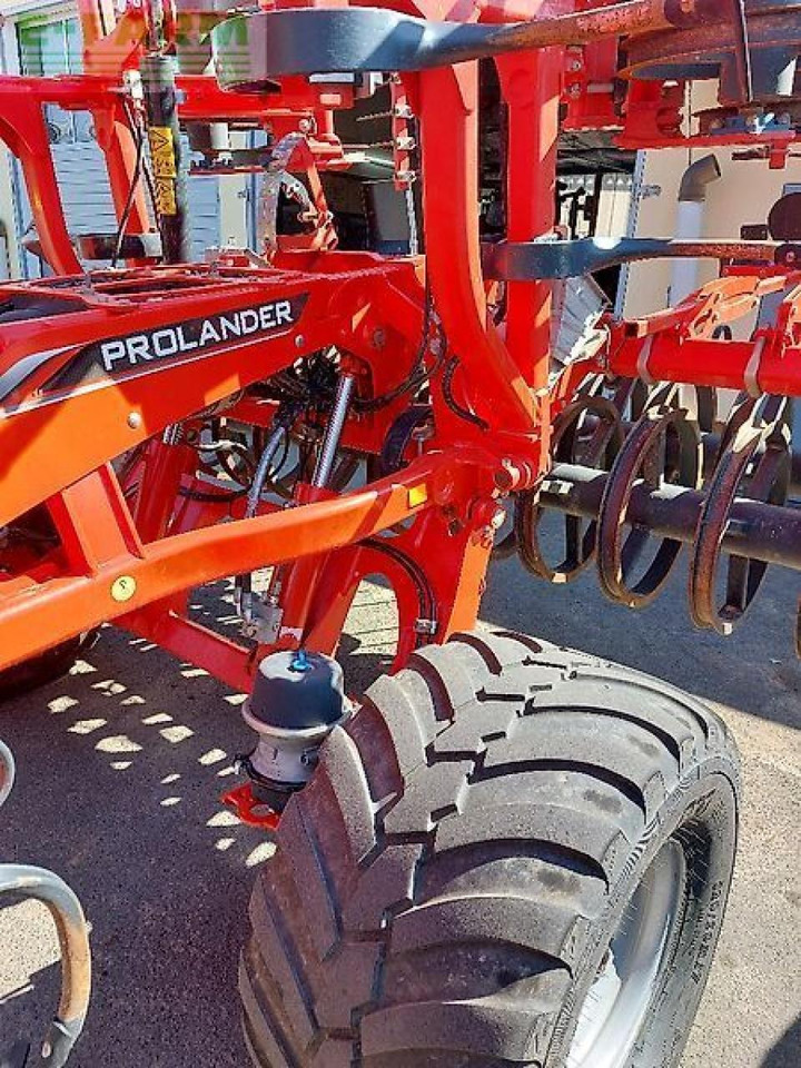 Kuhn prolander 7500 mit upgrade der zusätzl. stützrad - Combinado de siembra: foto 4 Kuhn prolander 7500 mit upgrade der zusätzl. stützrad - Combinado de siembra: foto 4