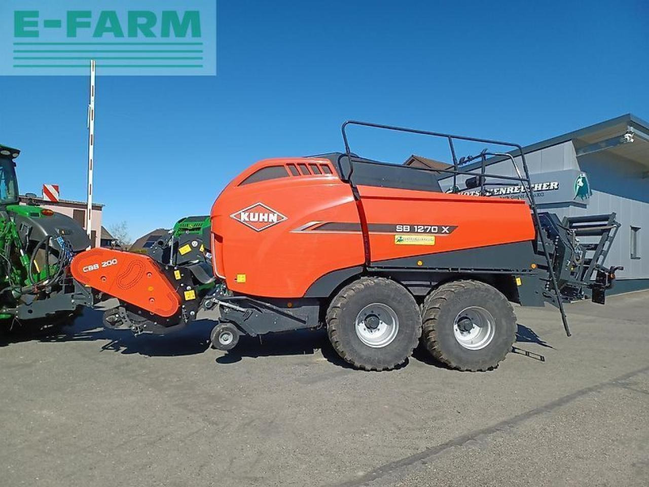 Kuhn sb 1270 x oc omnicut - Empacadora de pacas cuadradas: foto 2 Kuhn sb 1270 x oc omnicut - Empacadora de pacas cuadradas: foto 2