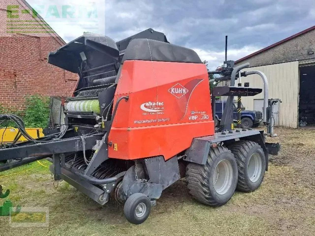 Kuhn vbp 2190 - Empacadora de pacas cuadradas: foto 1 Kuhn vbp 2190 - Empacadora de pacas cuadradas: foto 1