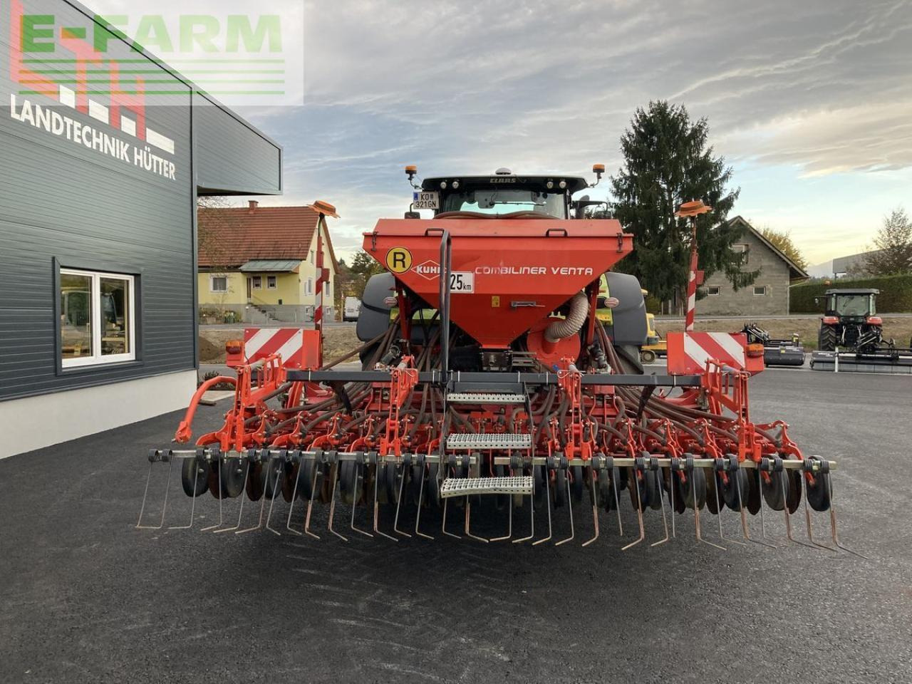 Kverneland ngs 101 mit kuhn venta lc 4000 - Combinado de siembra: foto 1 Kverneland ngs 101 mit kuhn venta lc 4000 - Combinado de siembra: foto 1