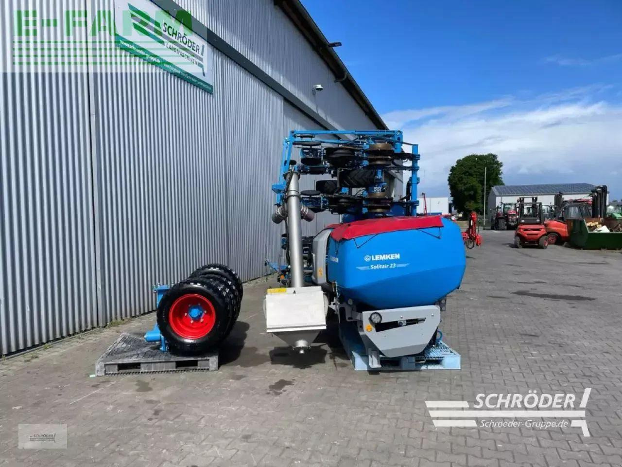 Lemken azurit 9/8.75 k d + solitair 23/1900 - Combinado de siembra: foto 3 Lemken azurit 9/8.75 k d + solitair 23/1900 - Combinado de siembra: foto 3