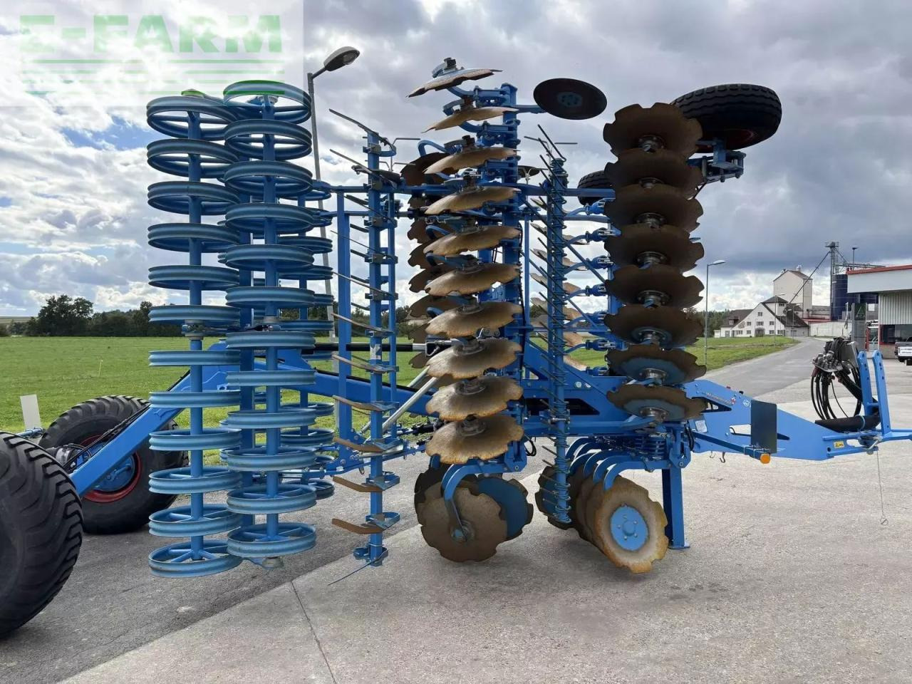 Lemken rubin 10/600 kua - Equipo para trabajo del suelo: foto 4 Lemken rubin 10/600 kua - Equipo para trabajo del suelo: foto 4