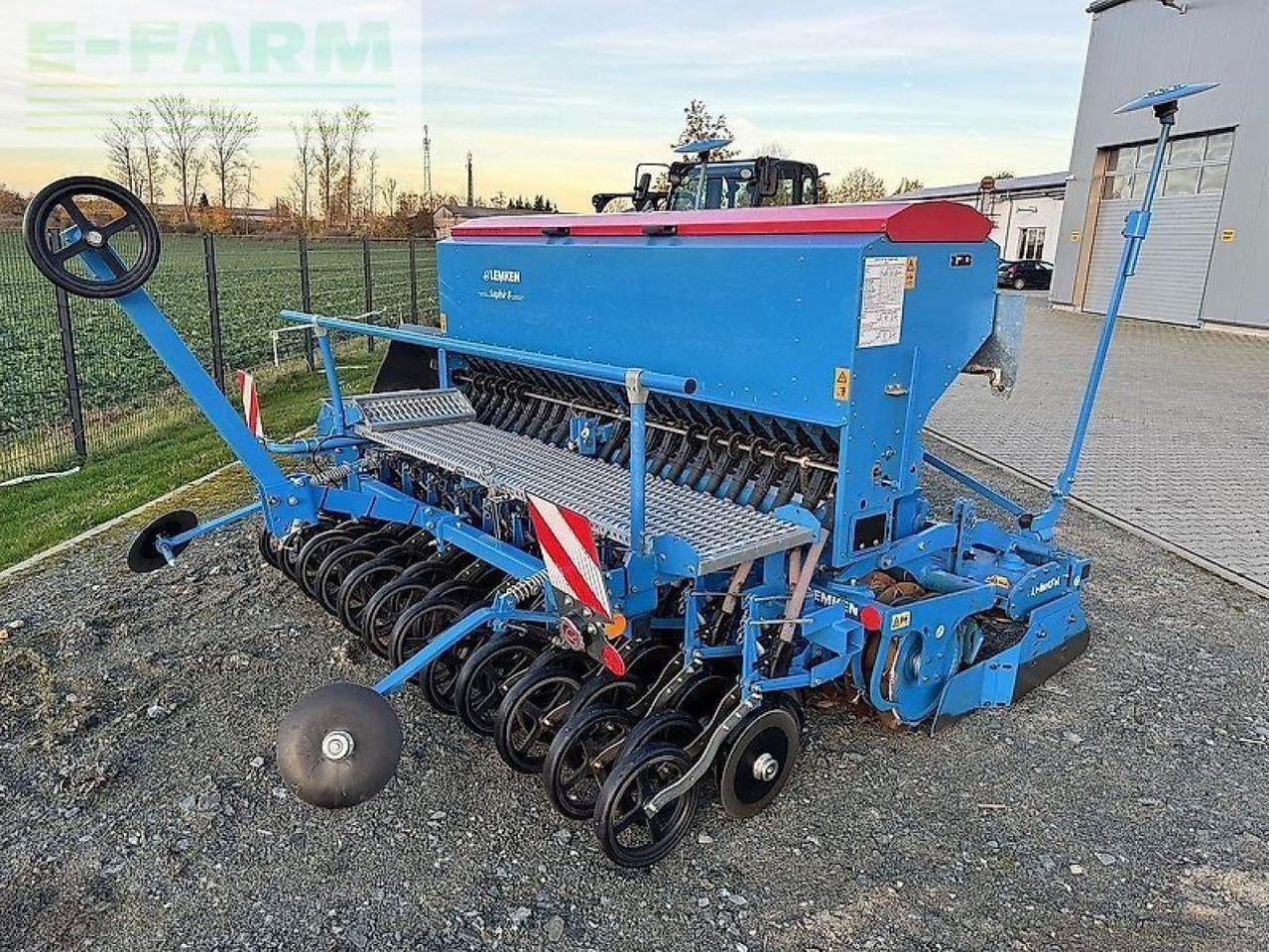 Lemken saphir 8 / 300 ds + zirkon 8 / 300 - Sembradora: foto 3 Lemken saphir 8 / 300 ds + zirkon 8 / 300 - Sembradora: foto 3
