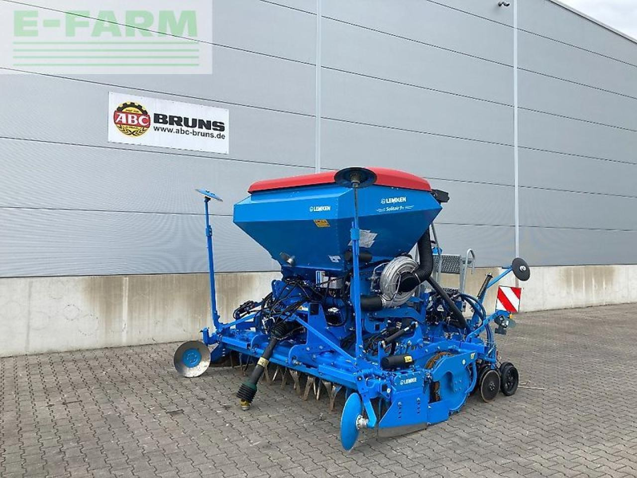 Lemken solitair 9+ / zirkon 12/300 - Equipo para trabajo del suelo: foto 1 Lemken solitair 9+ / zirkon 12/300 - Equipo para trabajo del suelo: foto 1