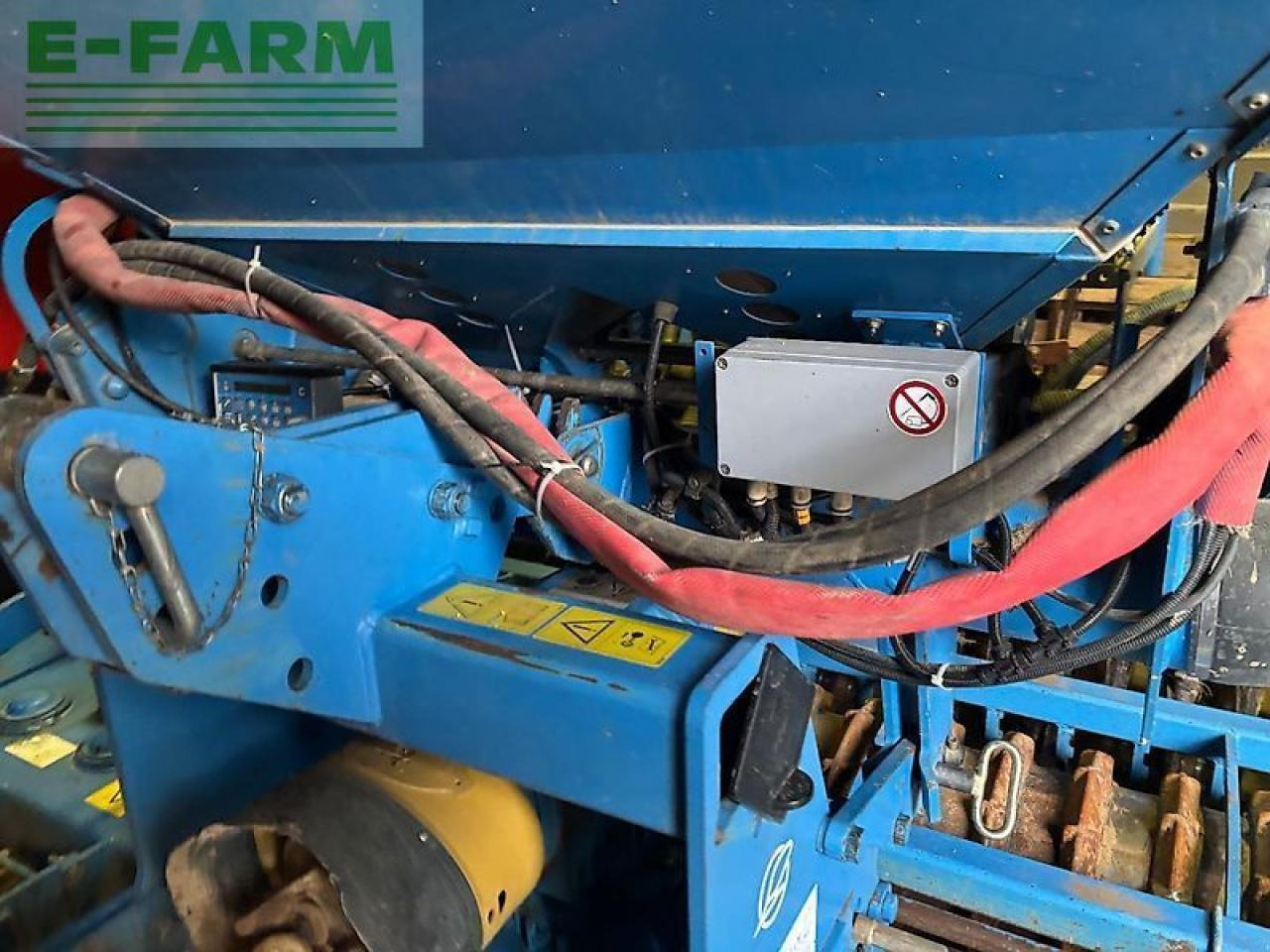 Lemken zirkon 10/300 + solitair 8/300 - Sembradora: foto 5 Lemken zirkon 10/300 + solitair 8/300 - Sembradora: foto 5