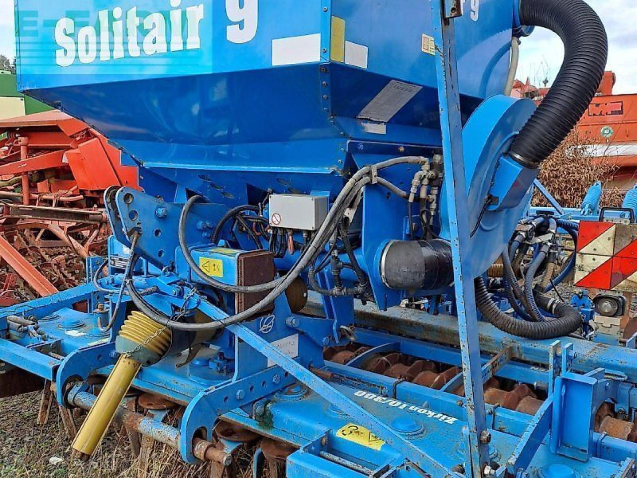 Lemken zirkon 10/300 + solitär 9/300 - Sembradora: foto 2 Lemken zirkon 10/300 + solitär 9/300 - Sembradora: foto 2