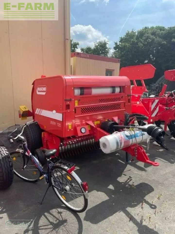 Maschio entry 120 exportpreis - Empacadora de pacas cuadradas: foto 1 Maschio entry 120 exportpreis - Empacadora de pacas cuadradas: foto 1