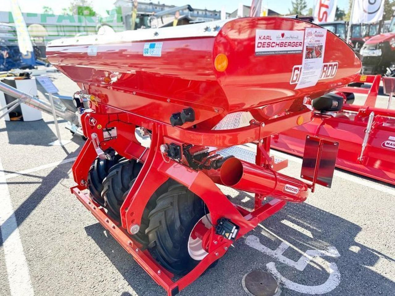 Maschio /gaspardo säkombination 5 m klappbar / fronttank - Combinado de siembra: foto 5 Maschio /gaspardo säkombination 5 m klappbar / fronttank - Combinado de siembra: foto 5