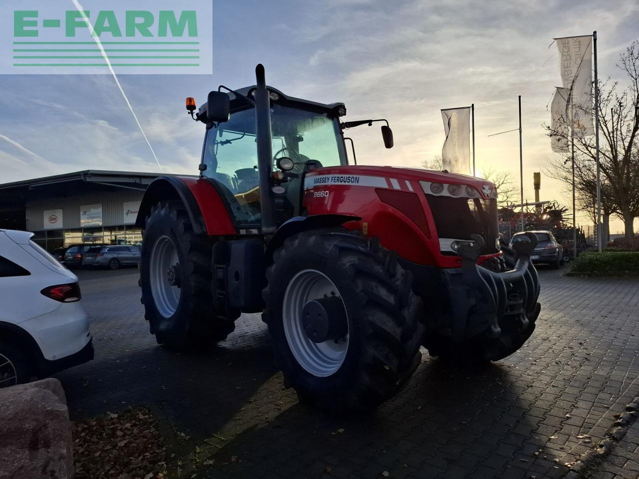 Massey Ferguson 8660 dyna-vt - Tractor: foto 4 Massey Ferguson 8660 dyna-vt - Tractor: foto 4