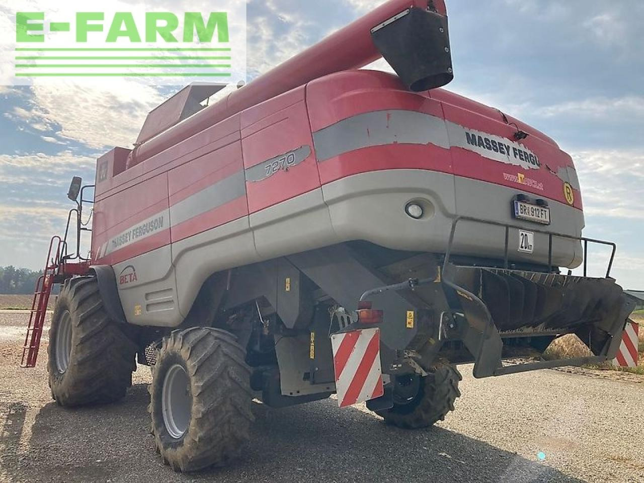 Massey Ferguson beta 7270 - Cosechadora de granos: foto 5 Massey Ferguson beta 7270 - Cosechadora de granos: foto 5