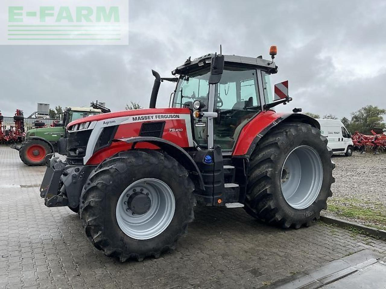Massey Ferguson gebr. 7s.210 dyna vt exclusive Exclusive - Tractor: foto 1 Massey Ferguson gebr. 7s.210 dyna vt exclusive Exclusive - Tractor: foto 1