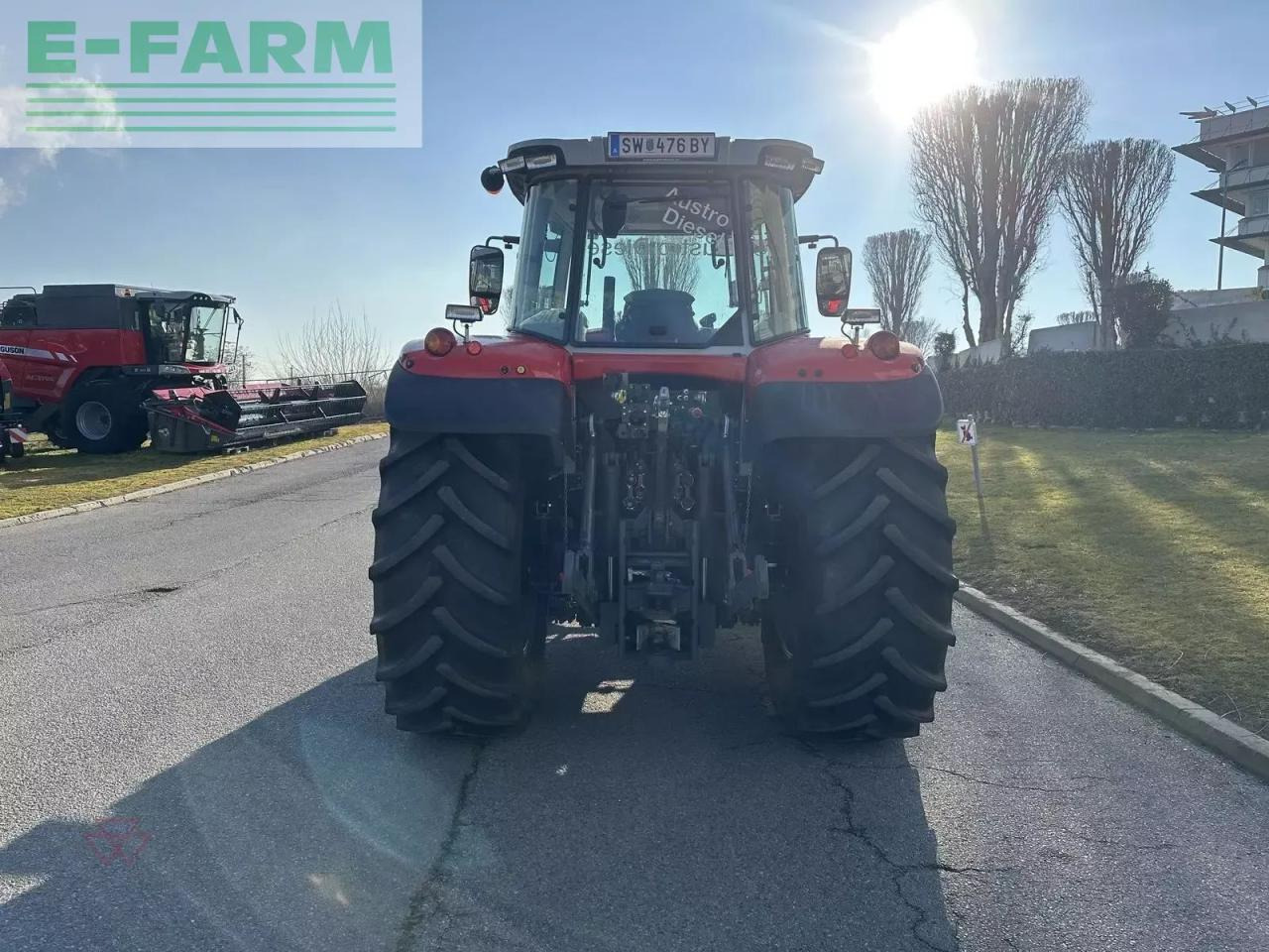 Massey Ferguson mf 6s.180 - Tractor: foto 4 Massey Ferguson mf 6s.180 - Tractor: foto 4