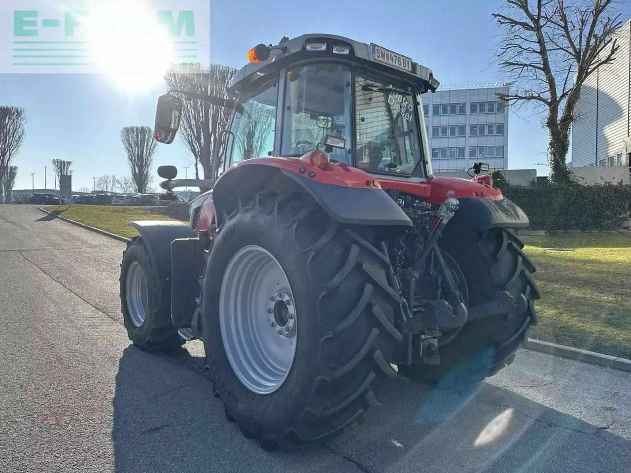 Massey Ferguson mf 6s.180 - Tractor: foto 3 Massey Ferguson mf 6s.180 - Tractor: foto 3