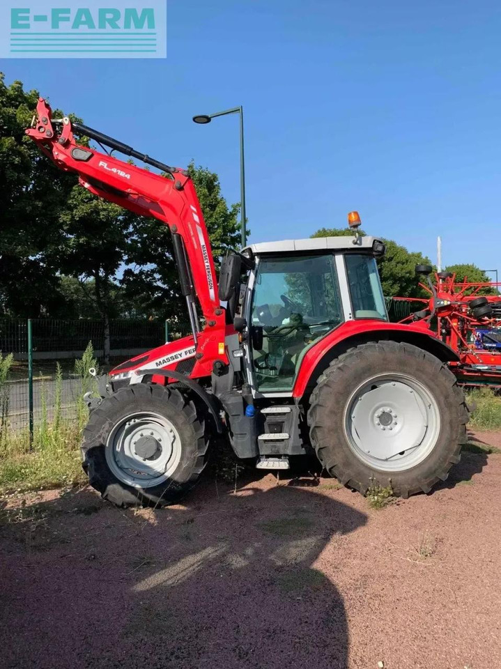 Massey Ferguson tracteur agricole 5s 115 massey ferguson - Tractor: foto 3 Massey Ferguson tracteur agricole 5s 115 massey ferguson - Tractor: foto 3