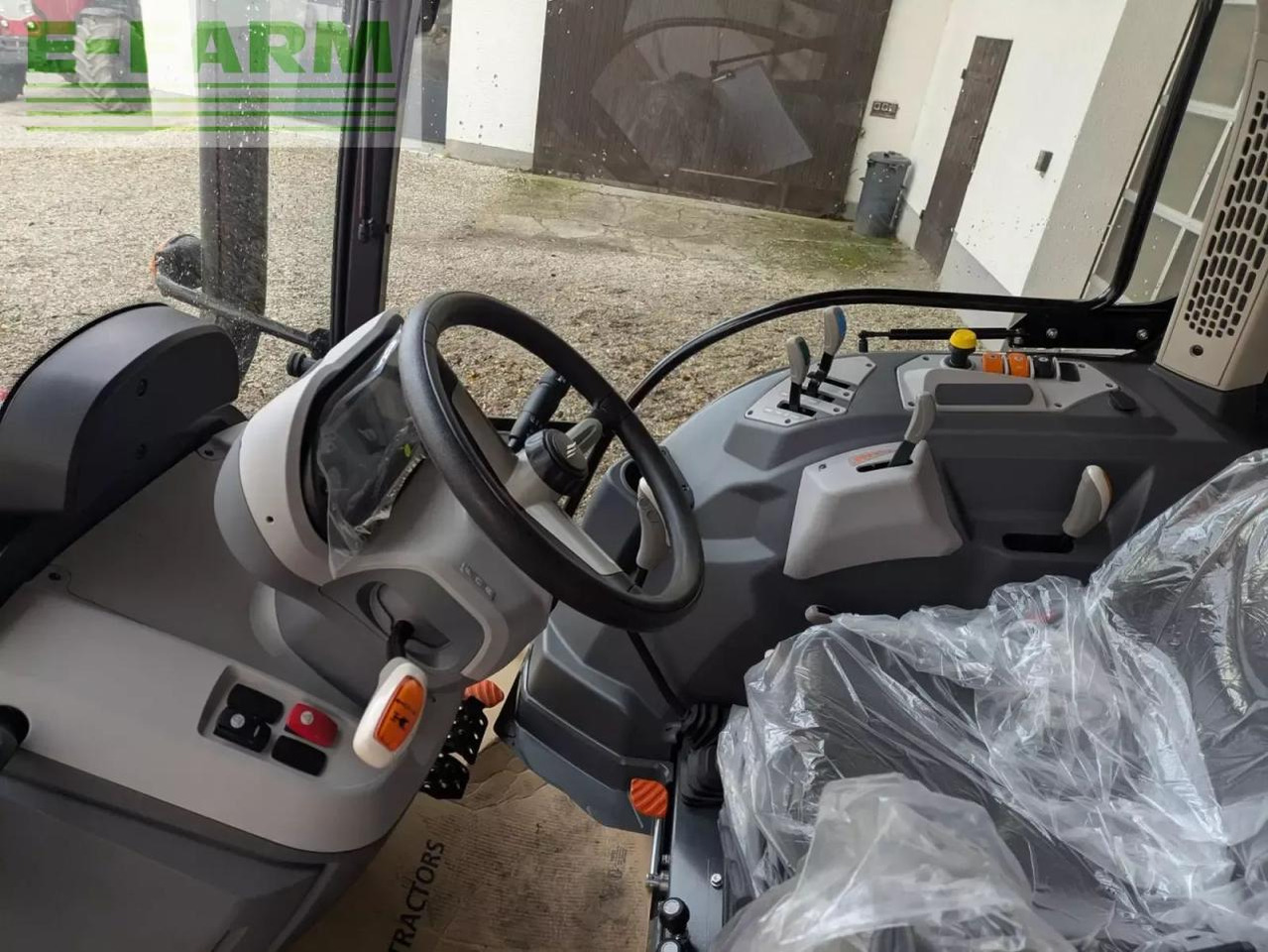 McCormick x4.080 - Tractor: foto 4 McCormick x4.080 - Tractor: foto 4